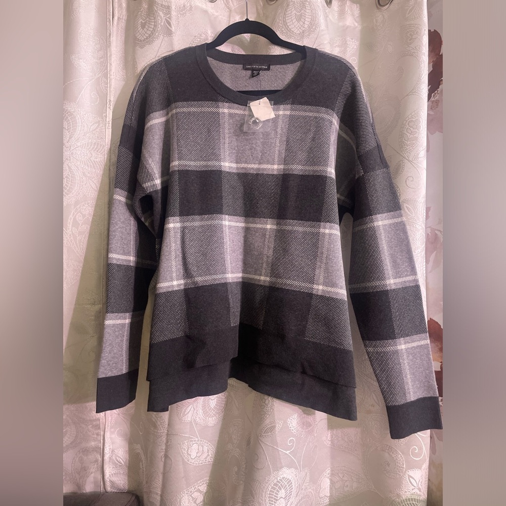 NWT Saks Fifth Avenue Women Gray Sweatshirt Size Large
